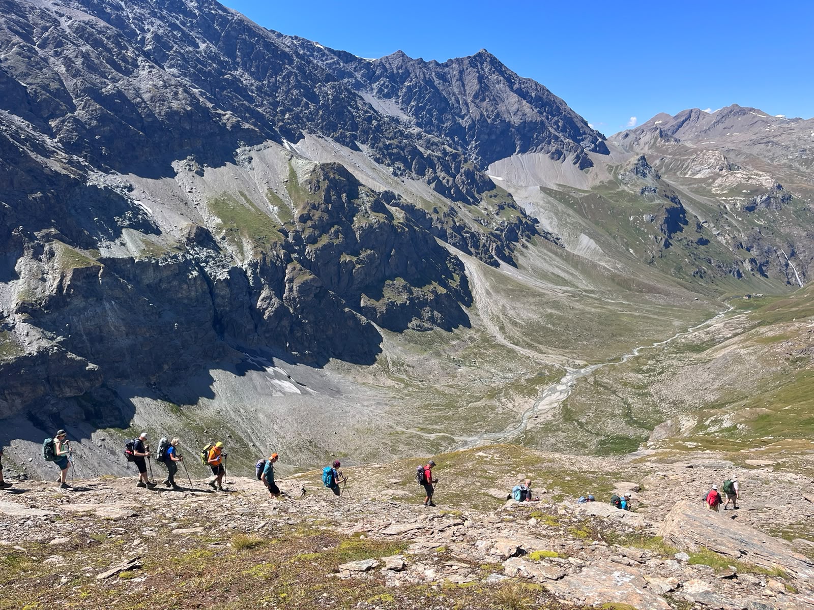 Tra valli glaciali e grandi panorami: quattro giorni di pura magia in Valle d’Aosta con il CAI Rovigo